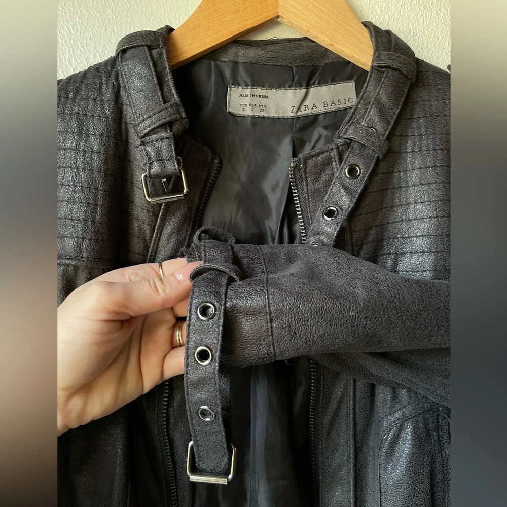 Zara woman’s charcoal faux leather jacket size S GUC - Picture 4 of 5